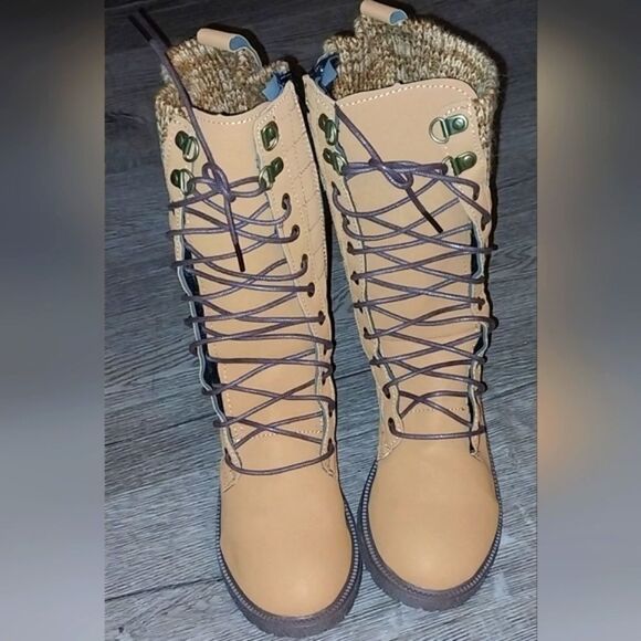 Ladies lace-up boots sz 6.5 - Picture 4 of 16